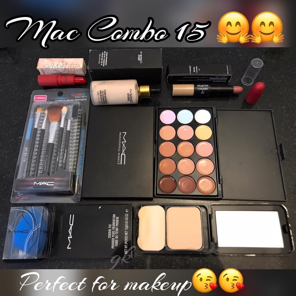 Make-up kit